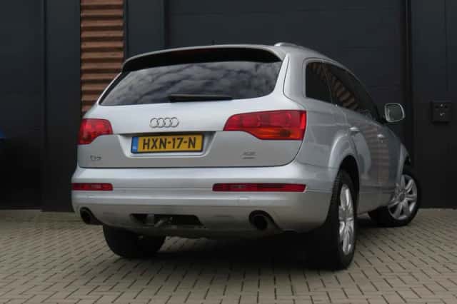Audi Q7 (2006) thumbnail 3