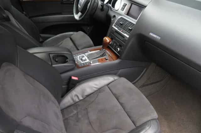 Audi Q7 (2006) thumbnail 4