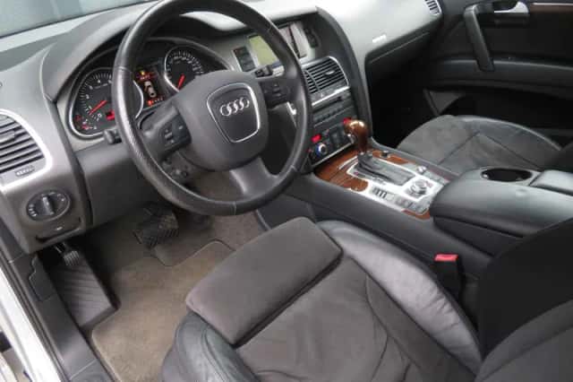 Audi Q7 (2006) thumbnail 5