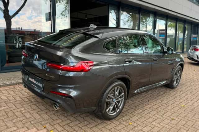 BMW X4 (2019) thumbnail 5