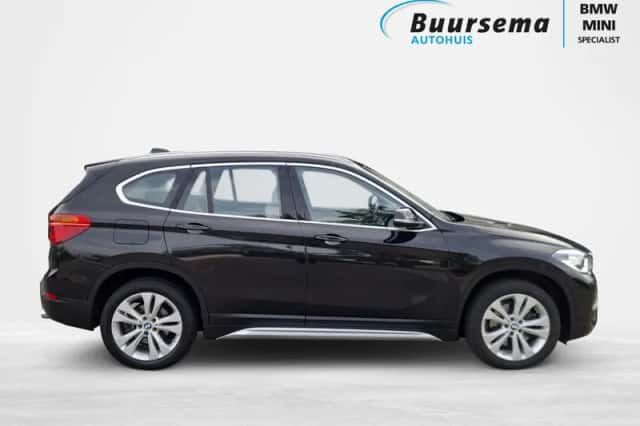 BMW X1 (2018) thumbnail 6