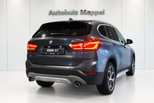 BMW X1 (2017) thumbnail 3