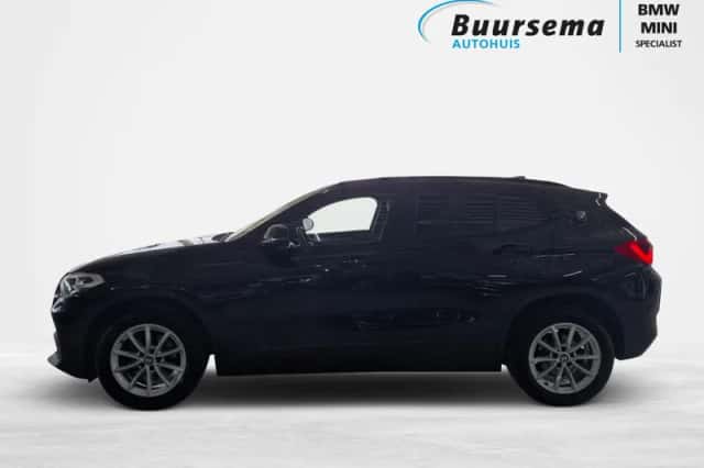 BMW X2 (2018) thumbnail 3