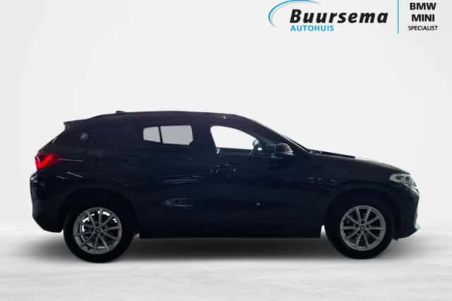 BMW X2 (2018) thumbnail 6