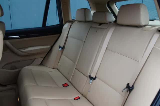 BMW X3 (2011) thumbnail 5