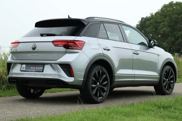 Volkswagen T-Roc (2023) thumbnail 6