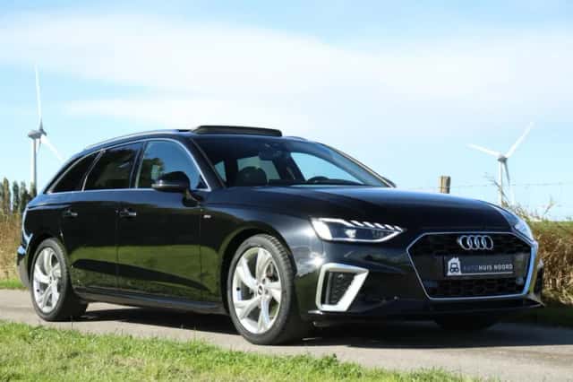 Audi A4 (2021) thumbnail 3