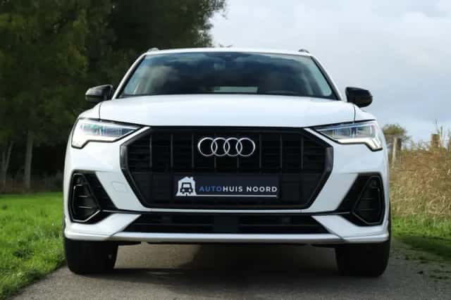 Audi Q3 (2019) thumbnail 4