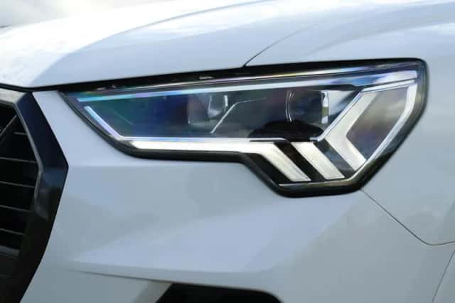Audi Q3 (2019) thumbnail 5