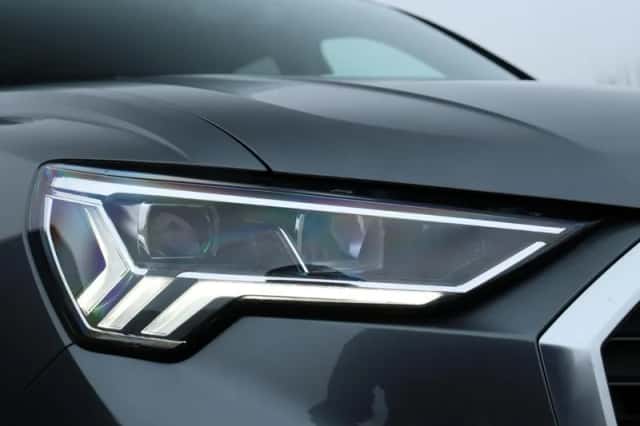 Audi Q3 (2019) thumbnail 5