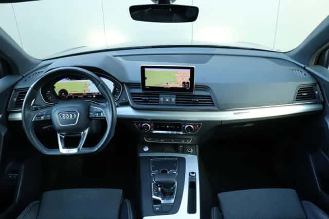 Audi Q5 (2020) thumbnail 2