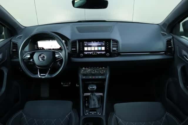 Škoda Karoq (2023) thumbnail 2