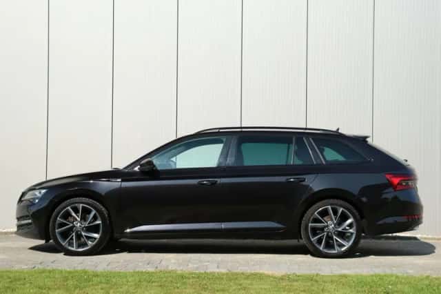 Škoda Superb (2020) thumbnail 6