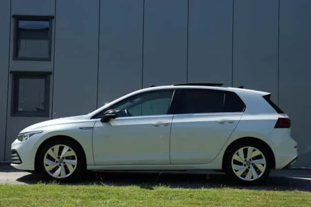 Volkswagen Golf (2020) thumbnail 6