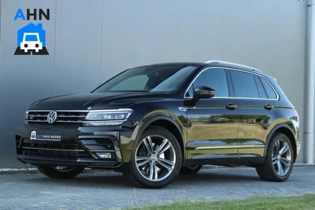 Volkswagen Tiguan (2017) thumbnail 1