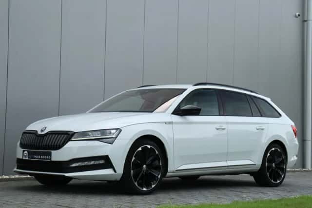 Škoda Superb (2020) thumbnail 5