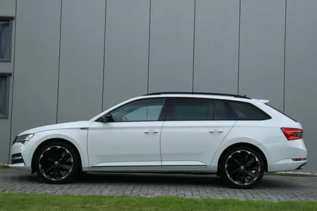 Škoda Superb (2020) thumbnail 6
