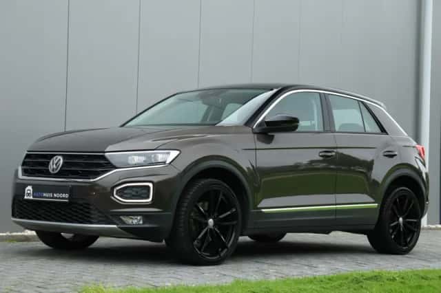 Volkswagen T-Roc (2018) thumbnail 5