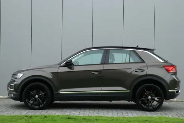 Volkswagen T-Roc (2018) thumbnail 6