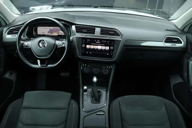 Volkswagen Tiguan (2019) thumbnail 2