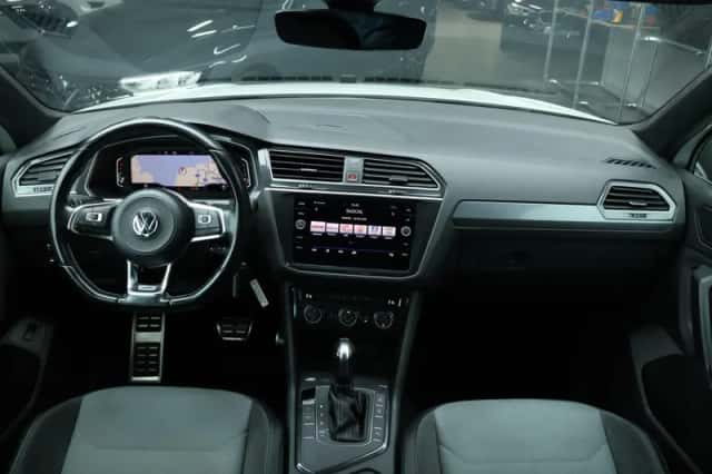 Volkswagen Tiguan (2020) thumbnail 2