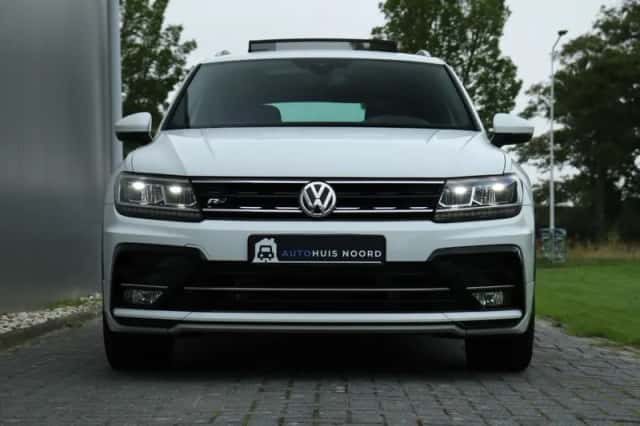 Volkswagen Tiguan (2020) thumbnail 4