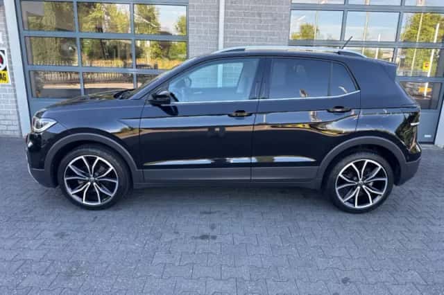 Volkswagen T-Cross (2022) thumbnail 2