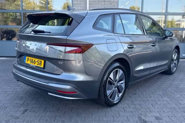 Škoda Enyaq (2022) thumbnail 6