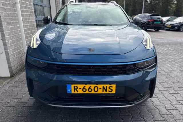 Lynk & Co 01 (2022) thumbnail 5