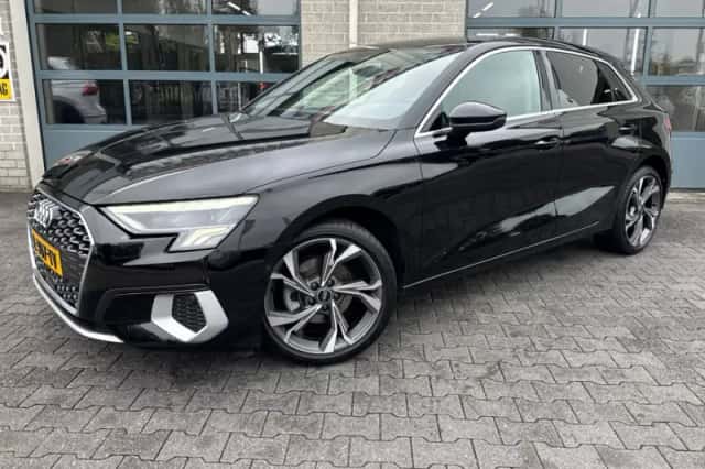 Audi A3 (2021) thumbnail 1