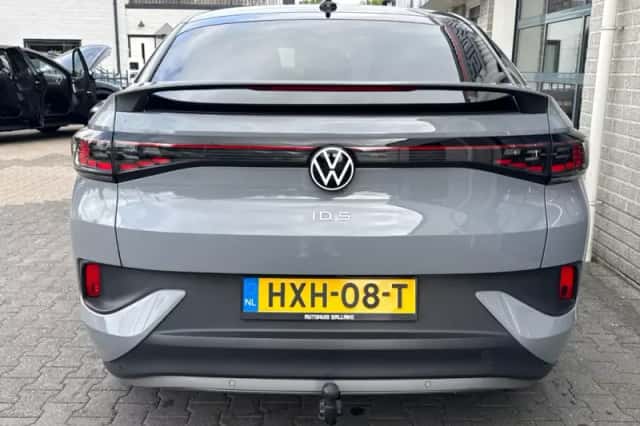 Volkswagen ID.5 (2024) thumbnail 4