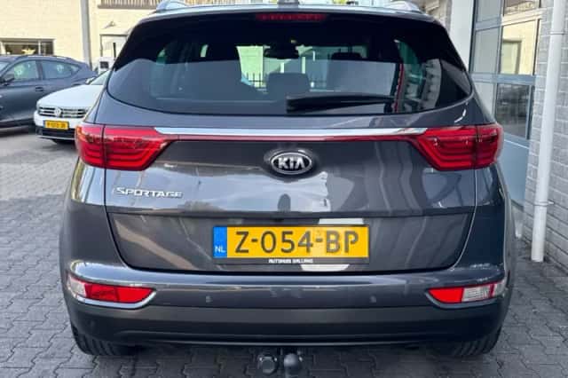Kia Sportage (2017) thumbnail 4