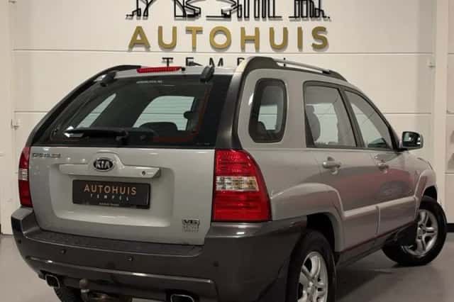 Kia Sportage (2006) thumbnail 2