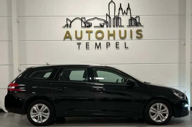 Peugeot 308 (2015) thumbnail 3