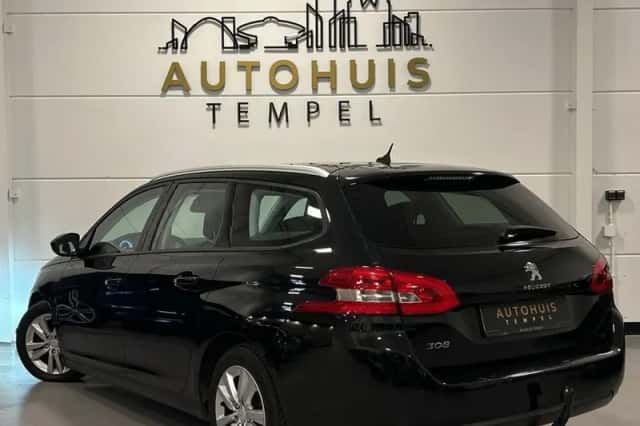 Peugeot 308 (2015) thumbnail 4