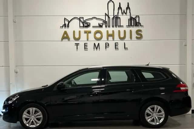 Peugeot 308 (2015) thumbnail 5