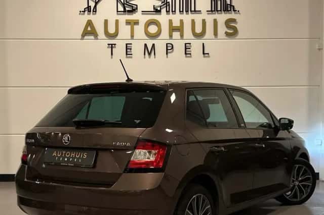 Škoda Fabia (2015) thumbnail 2
