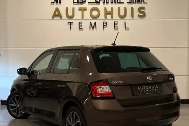 Škoda Fabia (2015) thumbnail 4