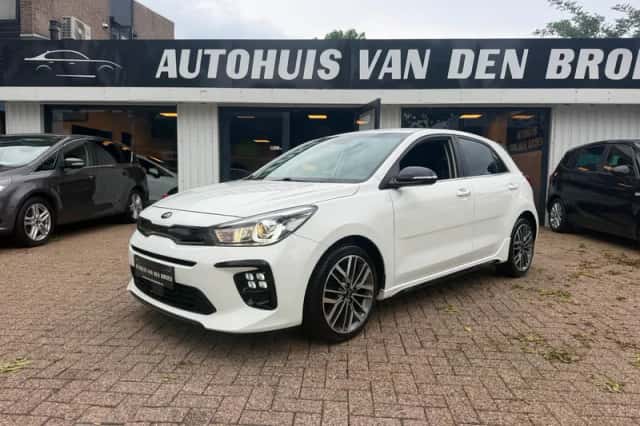 Kia Rio (2019) thumbnail 4