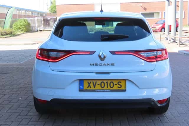 Renault Mégane (2019) thumbnail 4