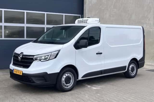 Renault Trafic (2024) thumbnail 1