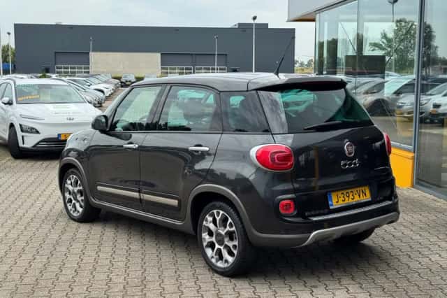 Fiat 500L (2016) thumbnail 3