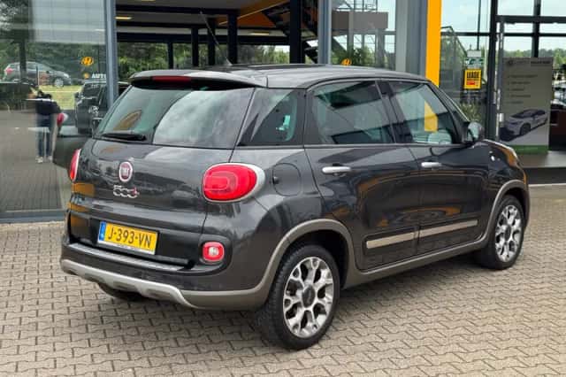 Fiat 500L (2016) thumbnail 4