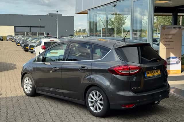 Ford C-Max (2017) thumbnail 3