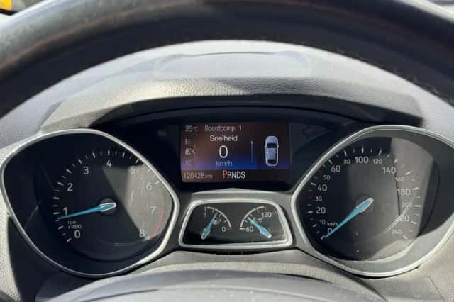 Ford C-Max (2017) thumbnail 4
