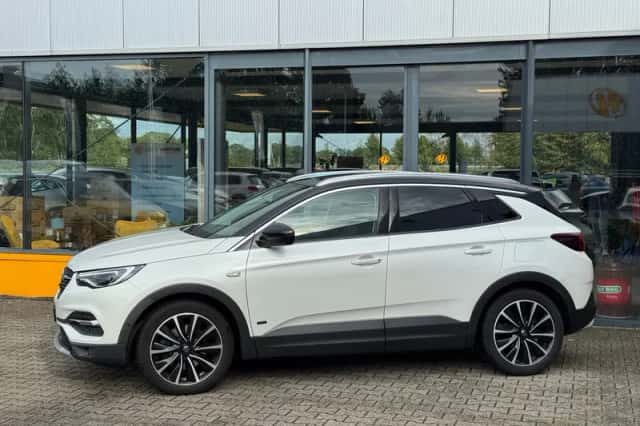 Opel Grandland X (2020) thumbnail 2