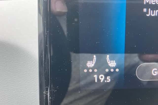 Volkswagen ID.3 (2023) thumbnail 6