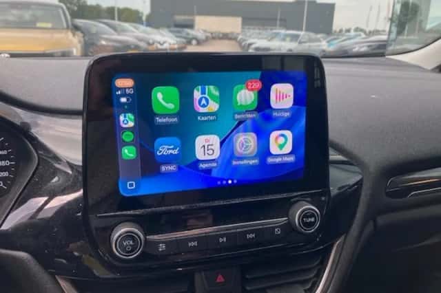 Ford Fiesta (2020) thumbnail 4