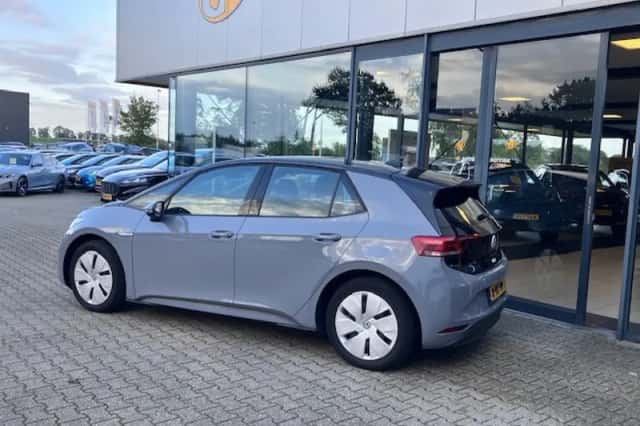 Volkswagen ID.3 (2022) thumbnail 3