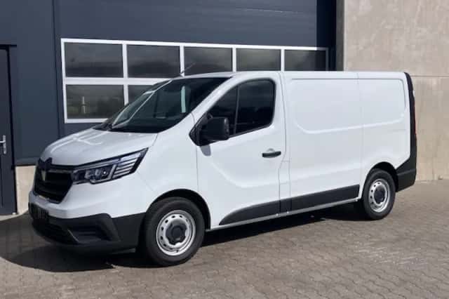 Renault Trafic (2024) thumbnail 1